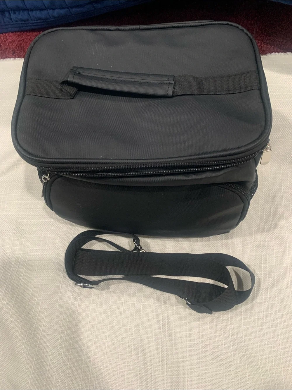Black Insulated Lunch Bag / Portable Travel Cooler Bag with Adjustable Shoulder